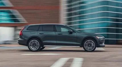 Volvo CEO Predicts Station Wagon Revival Amidst SUV Dominance